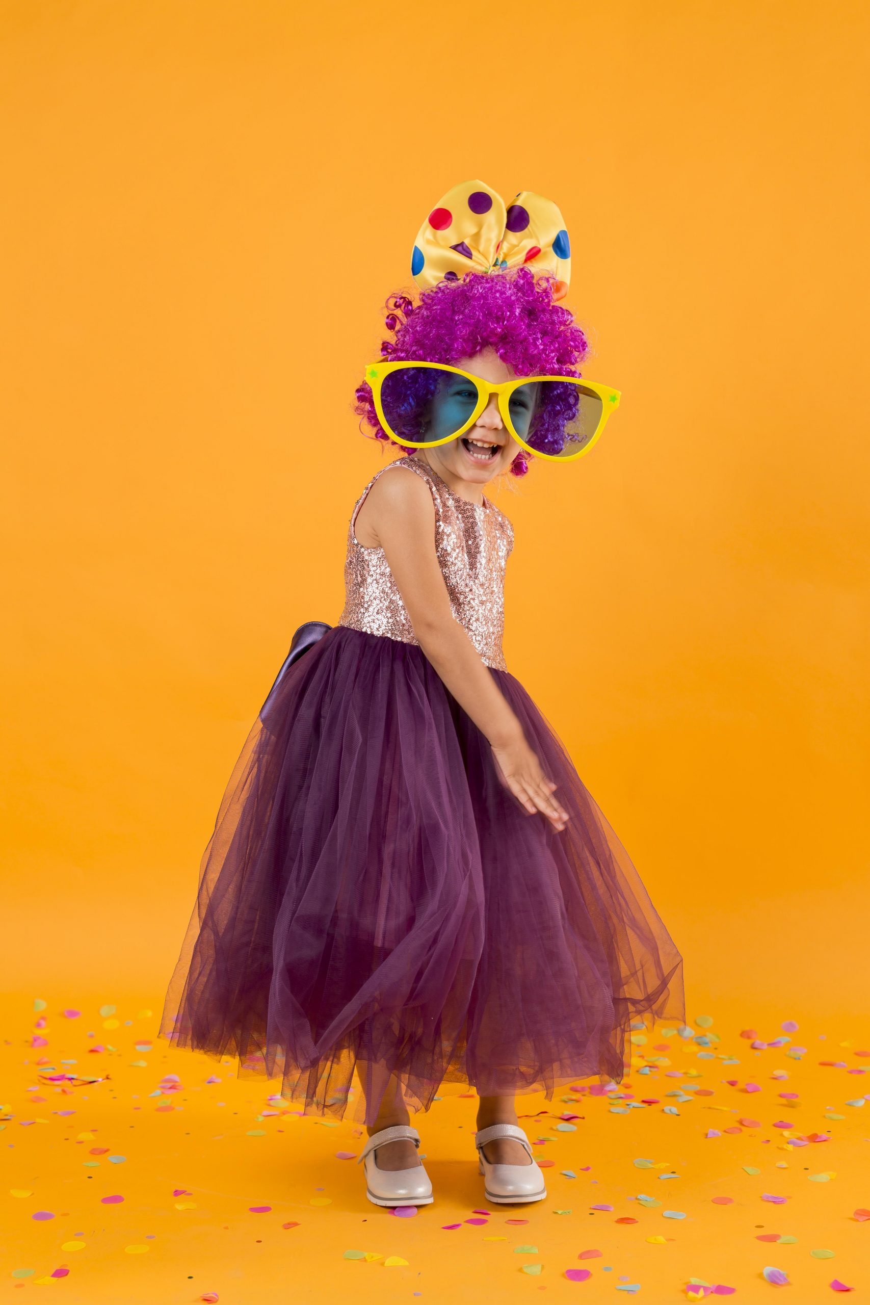 little-girl-with-clown-wig-tutu